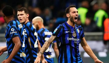 恰尔汗奥卢想加盟土超豪门，请求国米放他走低价难谈