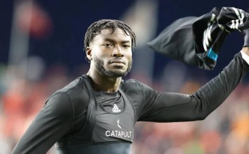 美国国脚集体进军欧洲！阿杰芒创下英冠转会纪录，维阿即将加盟法甲